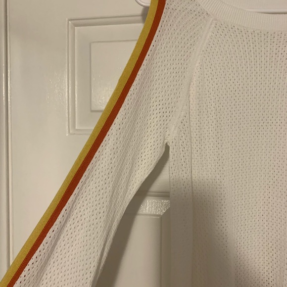 Top - Picture 4 of 5